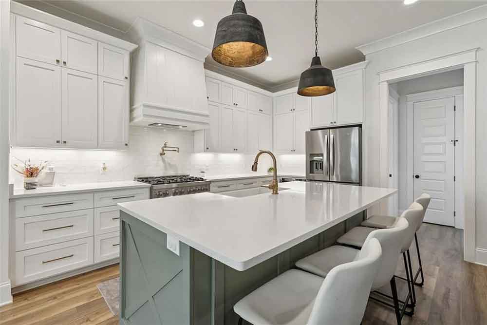 9-7104-Green-Heron-Kitchen-Island-View